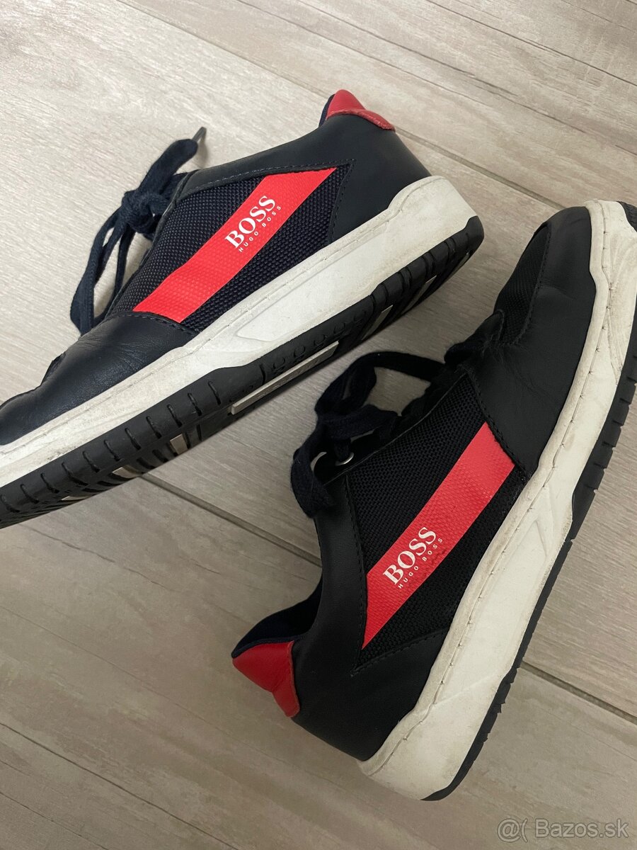 Hugo Boss tenisky 34