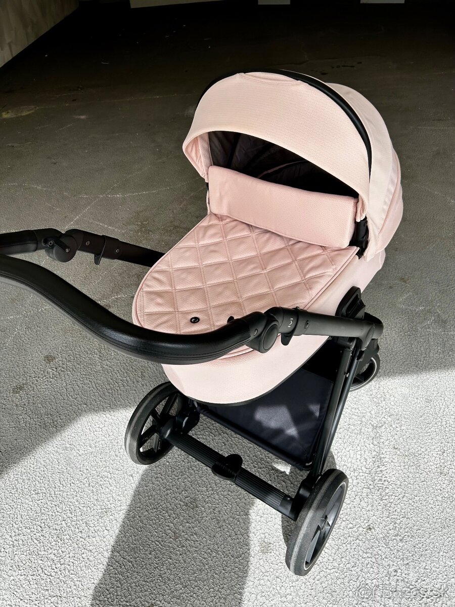 Predám kočík Roan Ivi pink 2V1