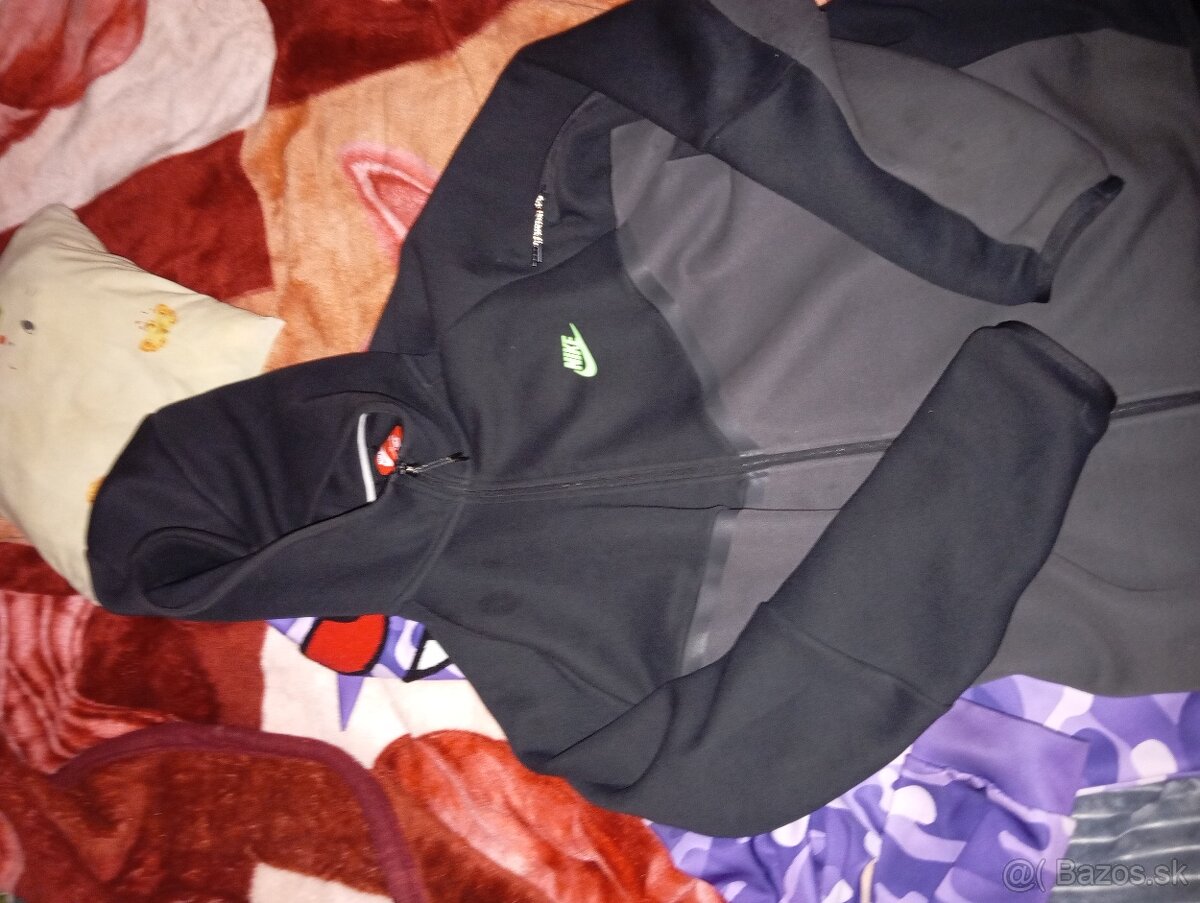 Nike Tech fleece