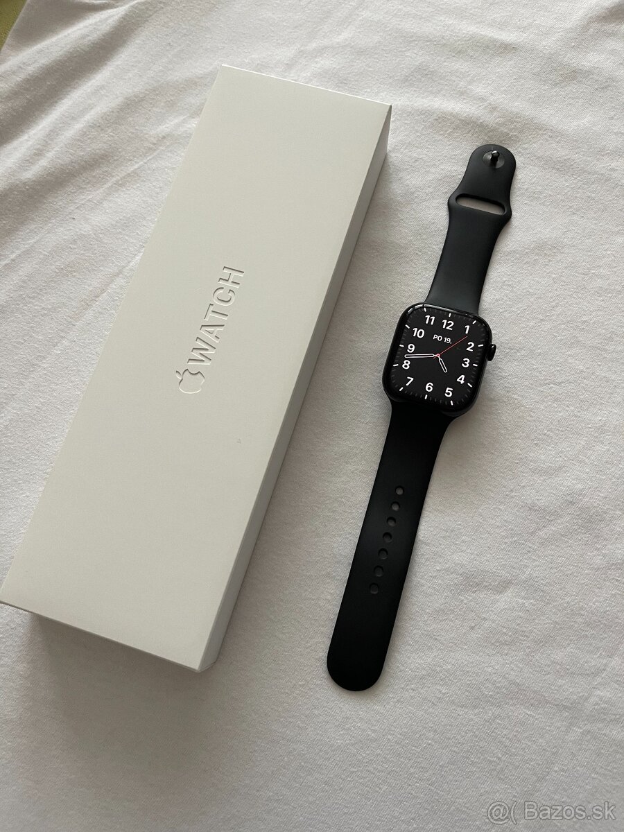 Predám Apple Watch Series 10 46mm Jet Black S/M