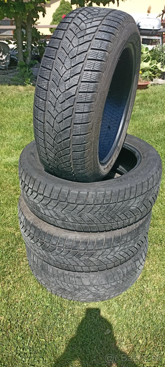 235/55 r19