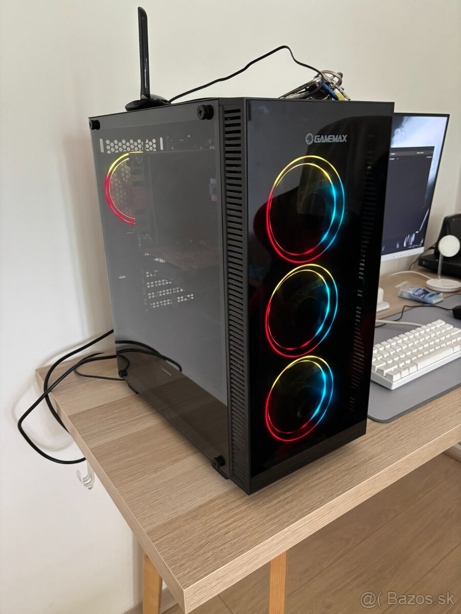 Predam PC Ryzen 3 3200g + WIN 11 Home
