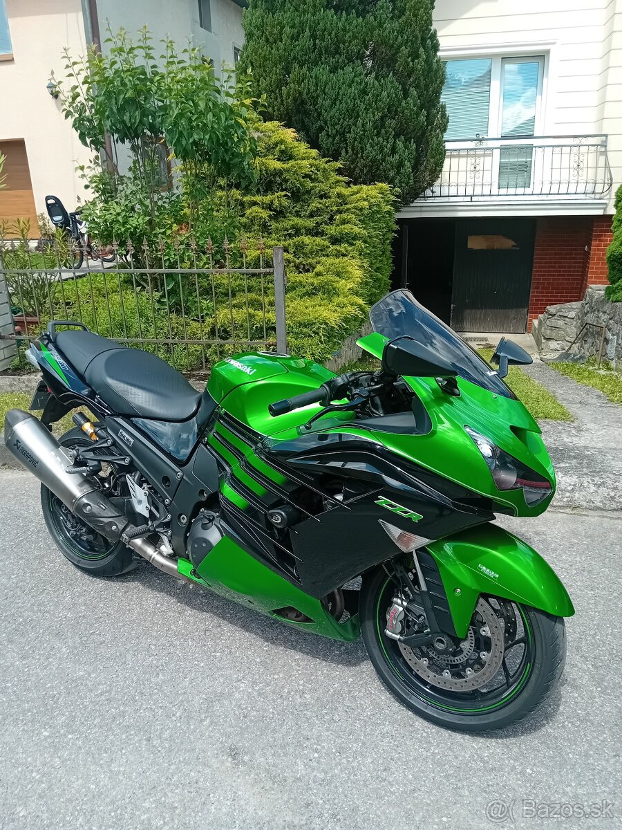 KAWASAKI ZZR 1400 performance
