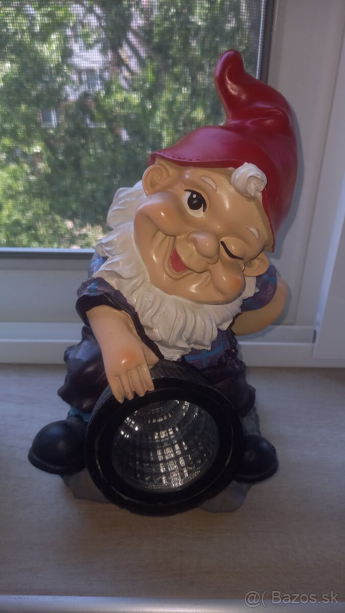 Trpaslik solarna lampa