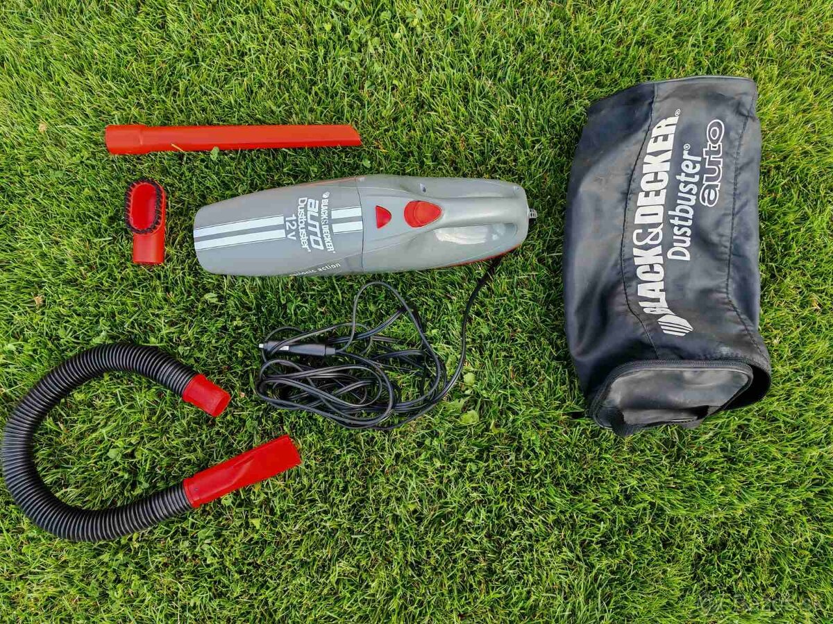 AUTOVYSÁVAČ BLACK&DECKER NA 12V