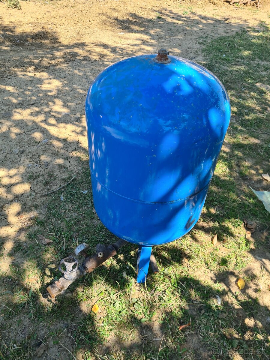 Tlaková nádoba na pitnú vodu 80L