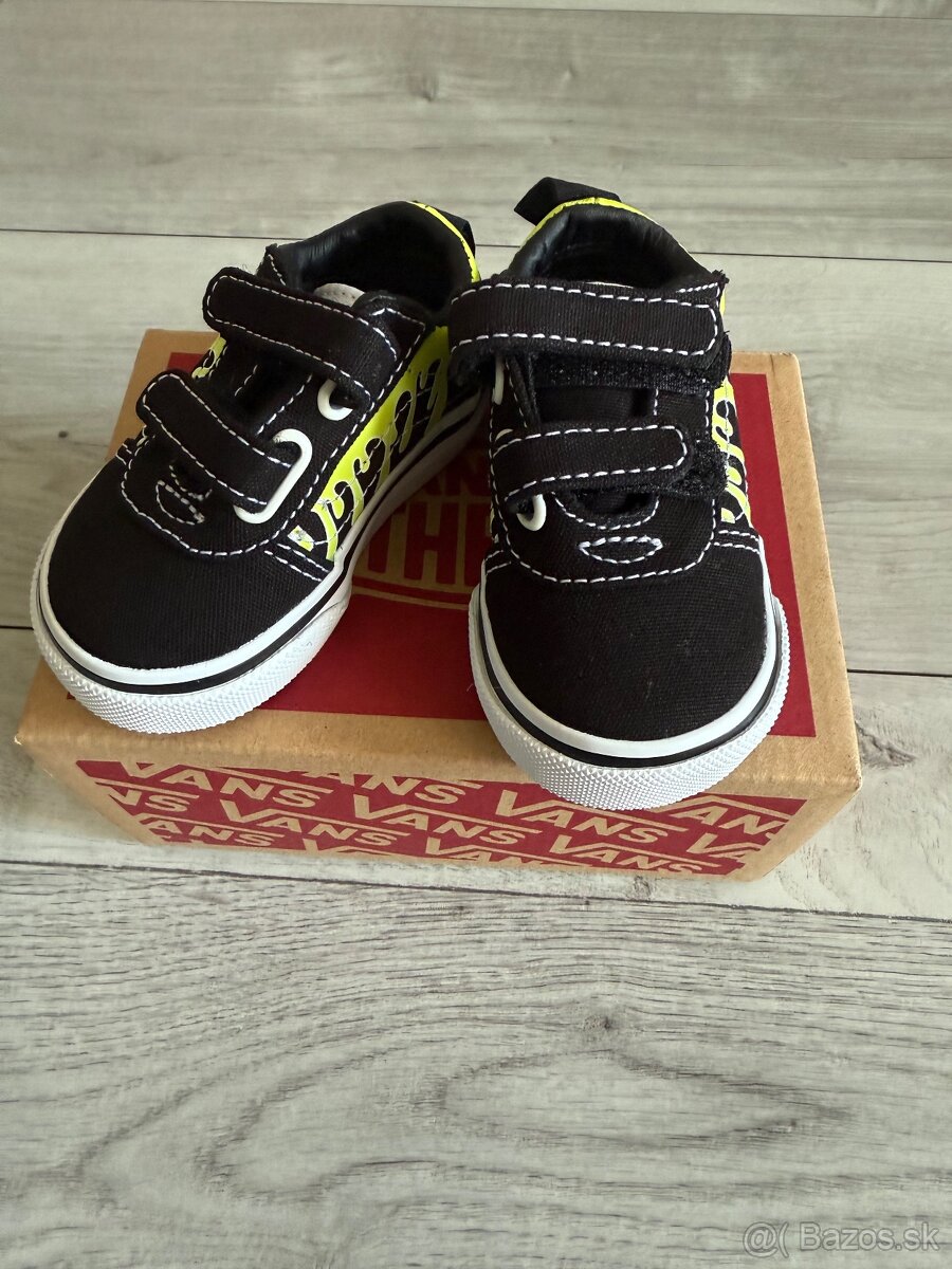 Predám čisto nové botasky Vans