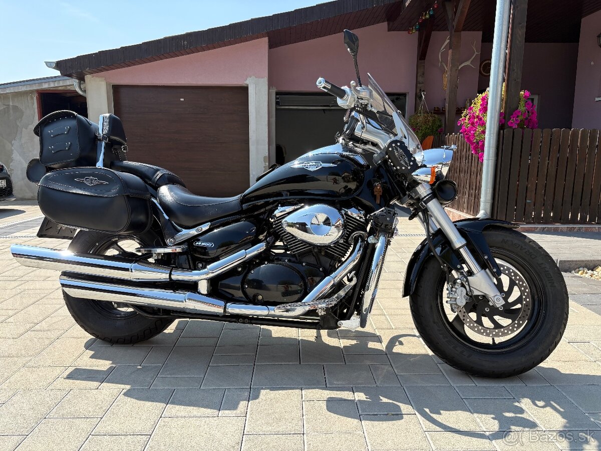 Predám Suzuki intruder M800
