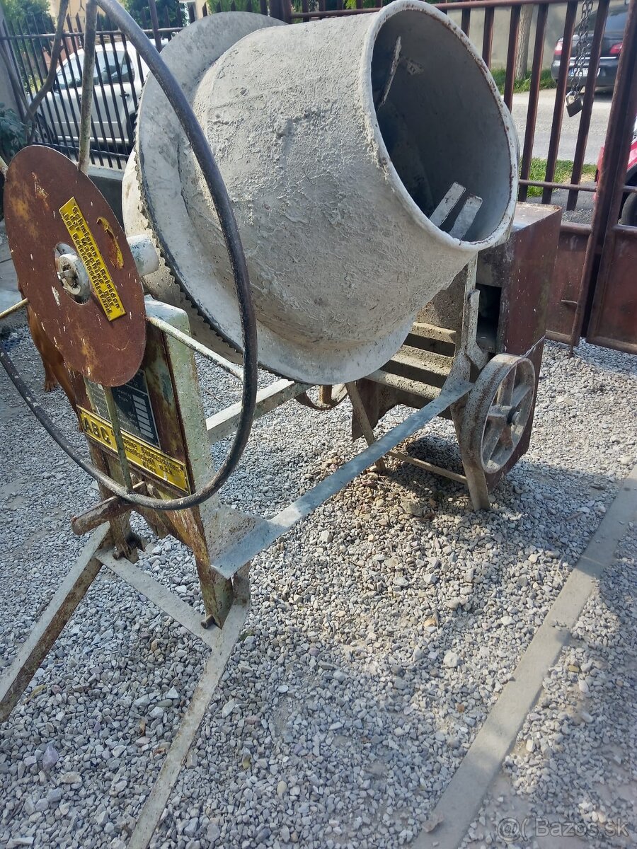 Miešačka 230V
