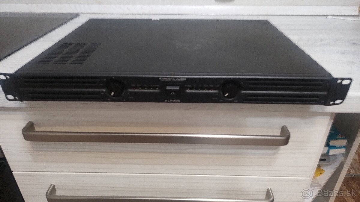 Zosilňovač American audio vlp300