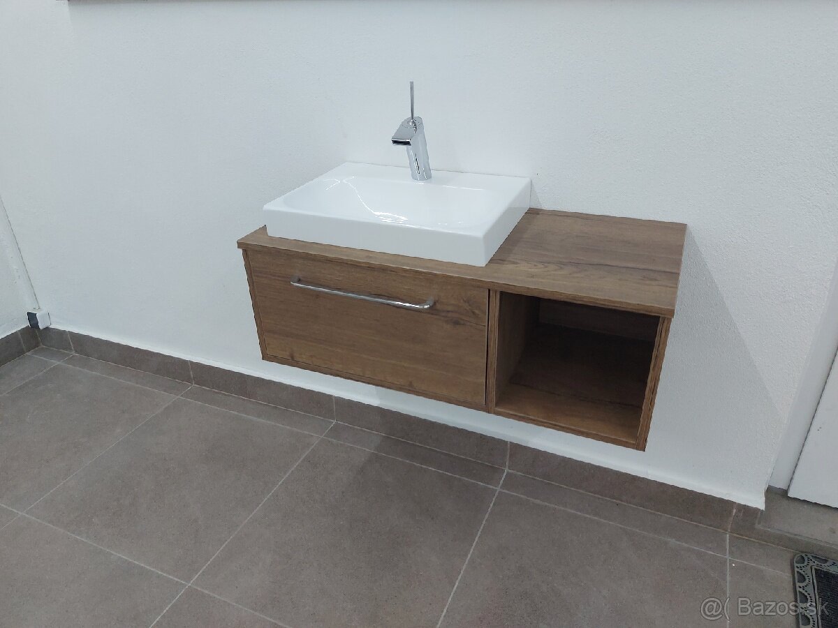 Nepoužitá Podumývadlová skrinka + umývadlo