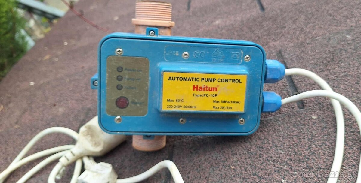 Prietokový spínač