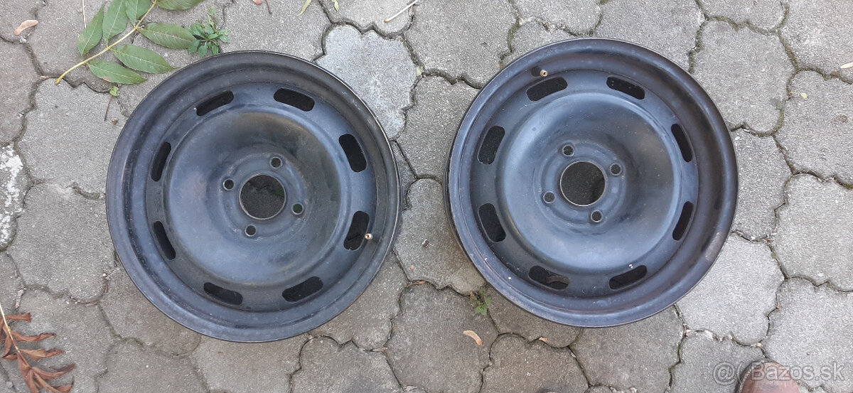 2x plechace peugeot/citroen 5401 P4