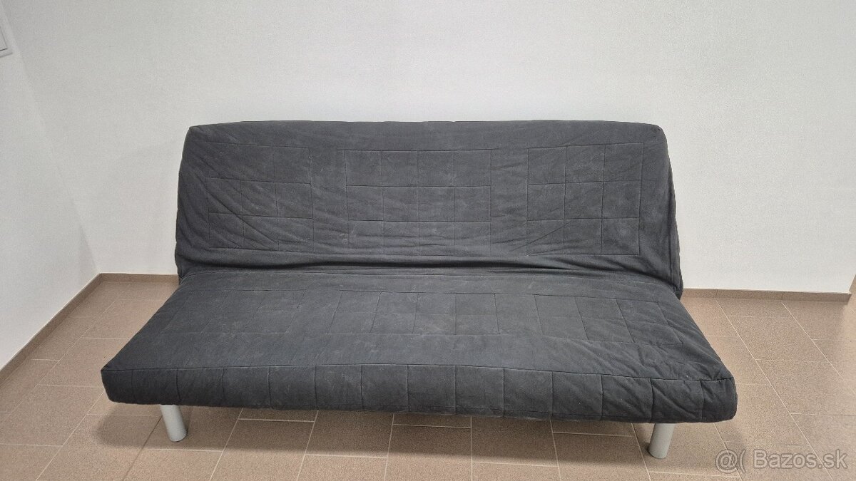 REZERVOVANE Darujem za odvoz pohovku