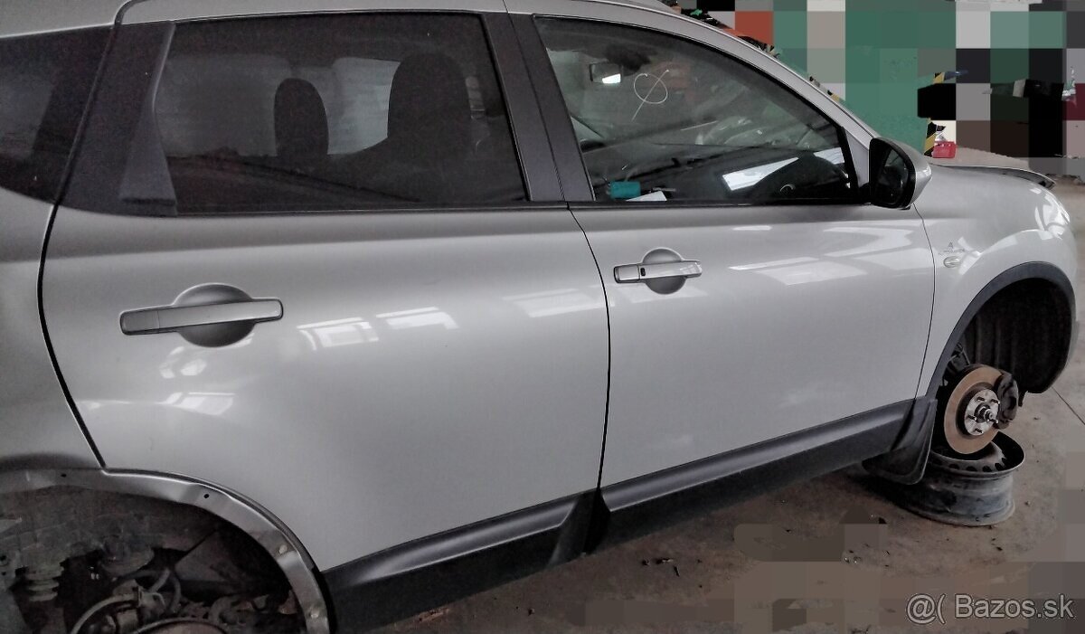 Nissan Qashqai 2.0 2013 predám DVERE, MOTOR MR20, PREVODOVKA