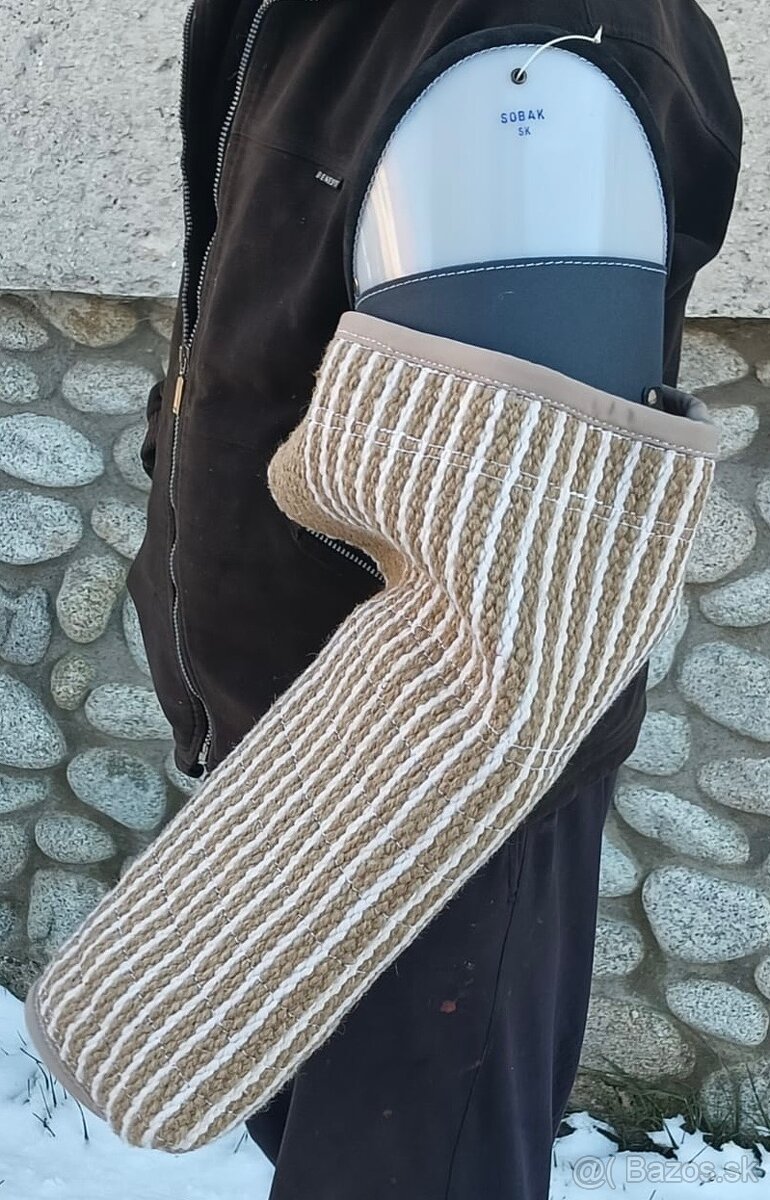 Ľavý rukáv s Jutovým alebo Ring návlekom