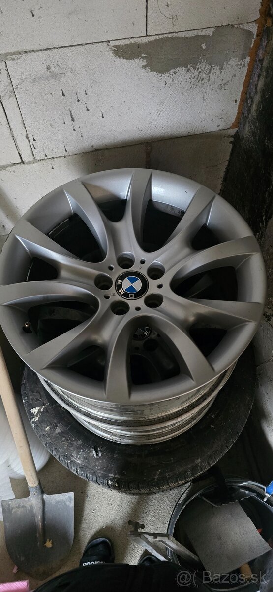 255/50 r19,