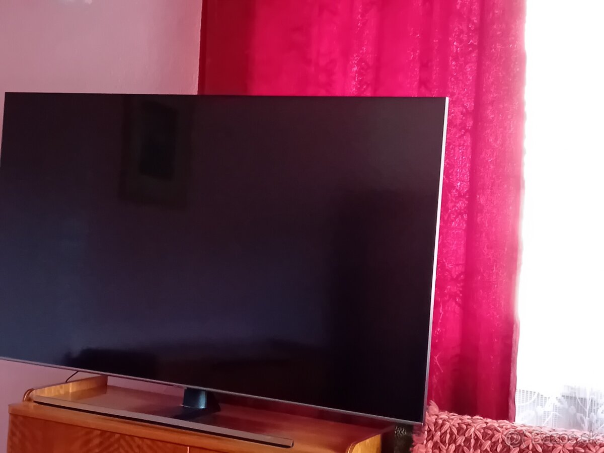 SAMSUNG TV