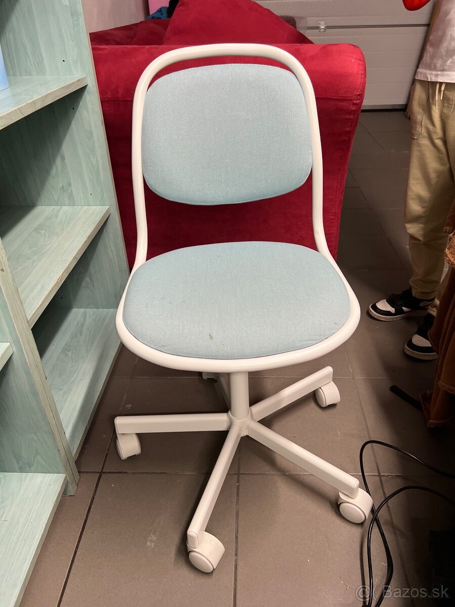 Detská otočná stolička