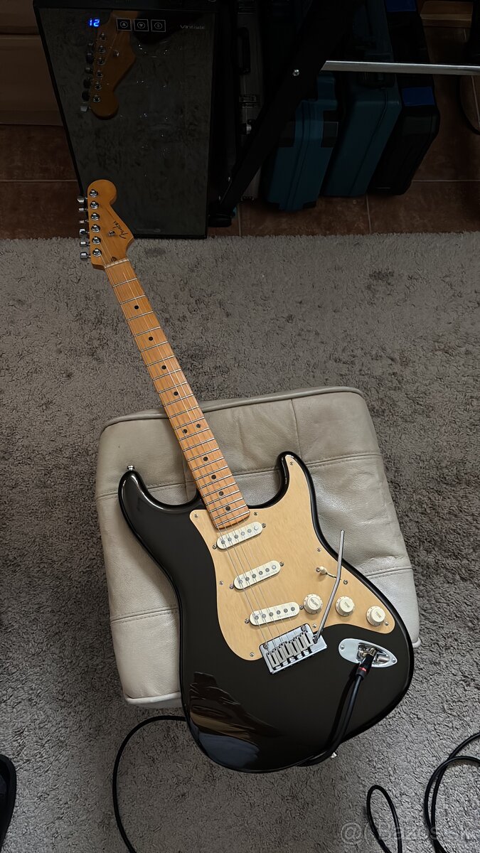 Fender American Ultra Stratocaster Texas Tea
