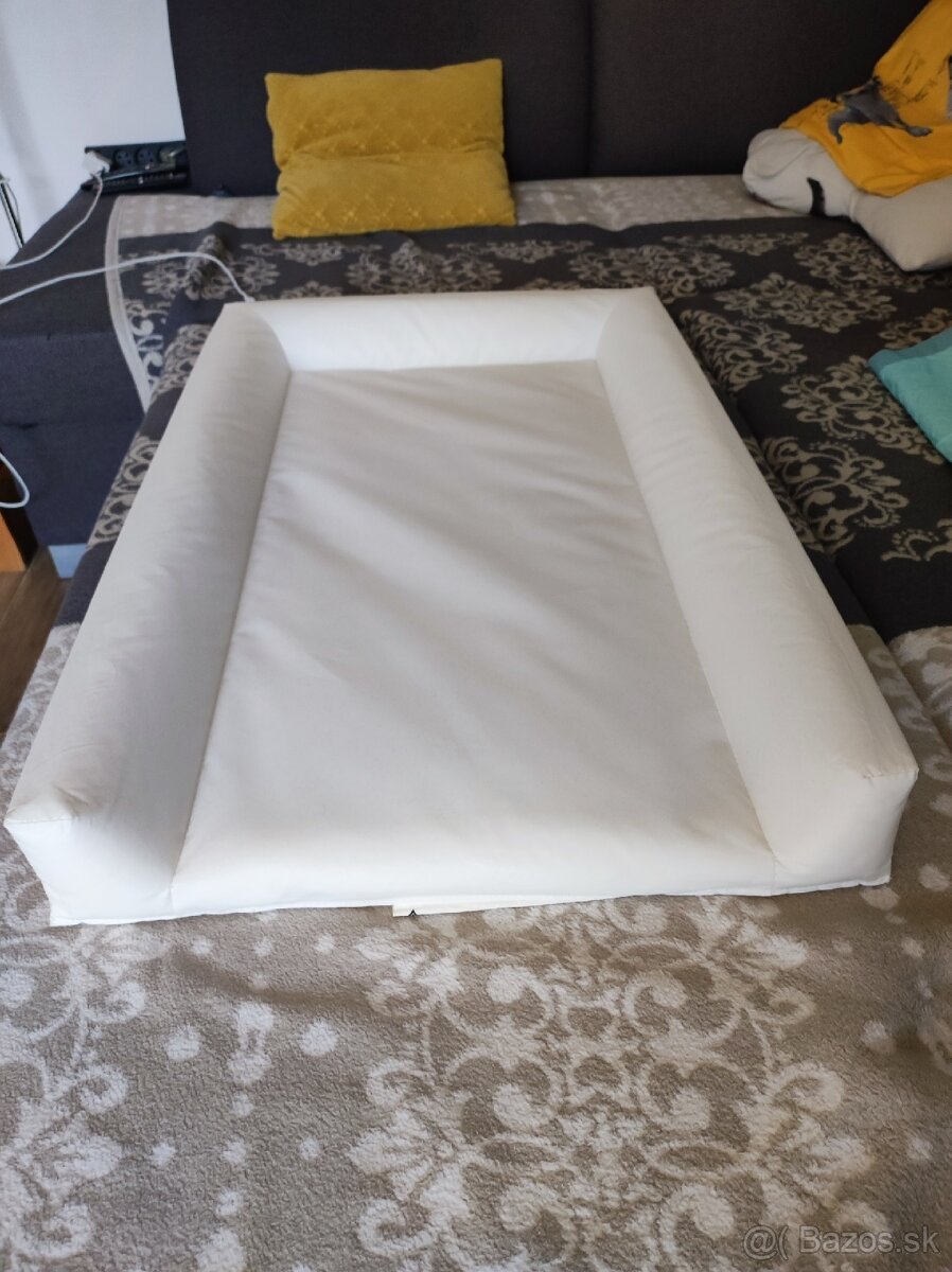Prebaľovacia podložka Ikea VÄDRA 48x74 cm