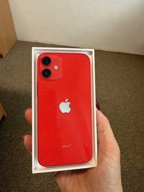 Iphone 12 mini, 64 GB, Red/červený v super stave