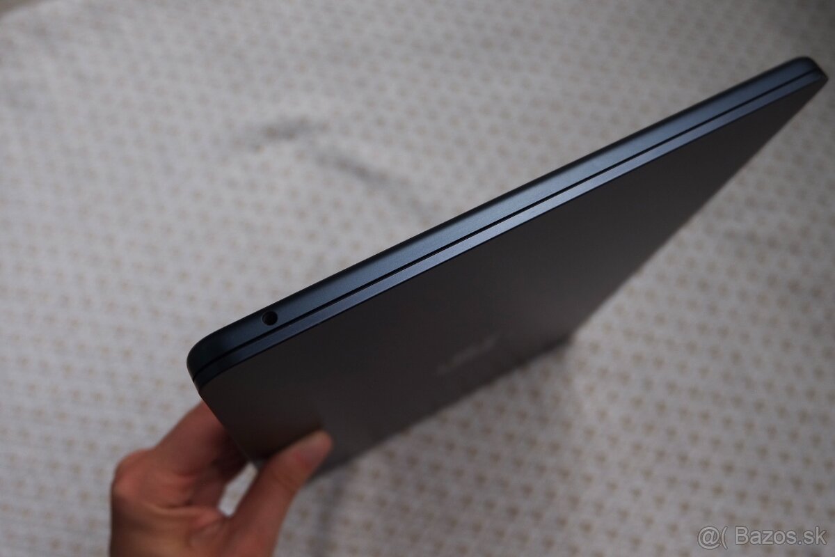 Apple Macbook Air M2