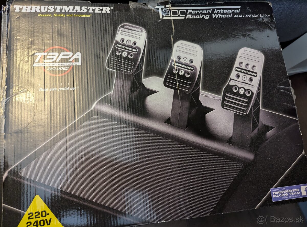 Thrustmaster T300 Ferrari Alcantara + Playseat + Playmat
