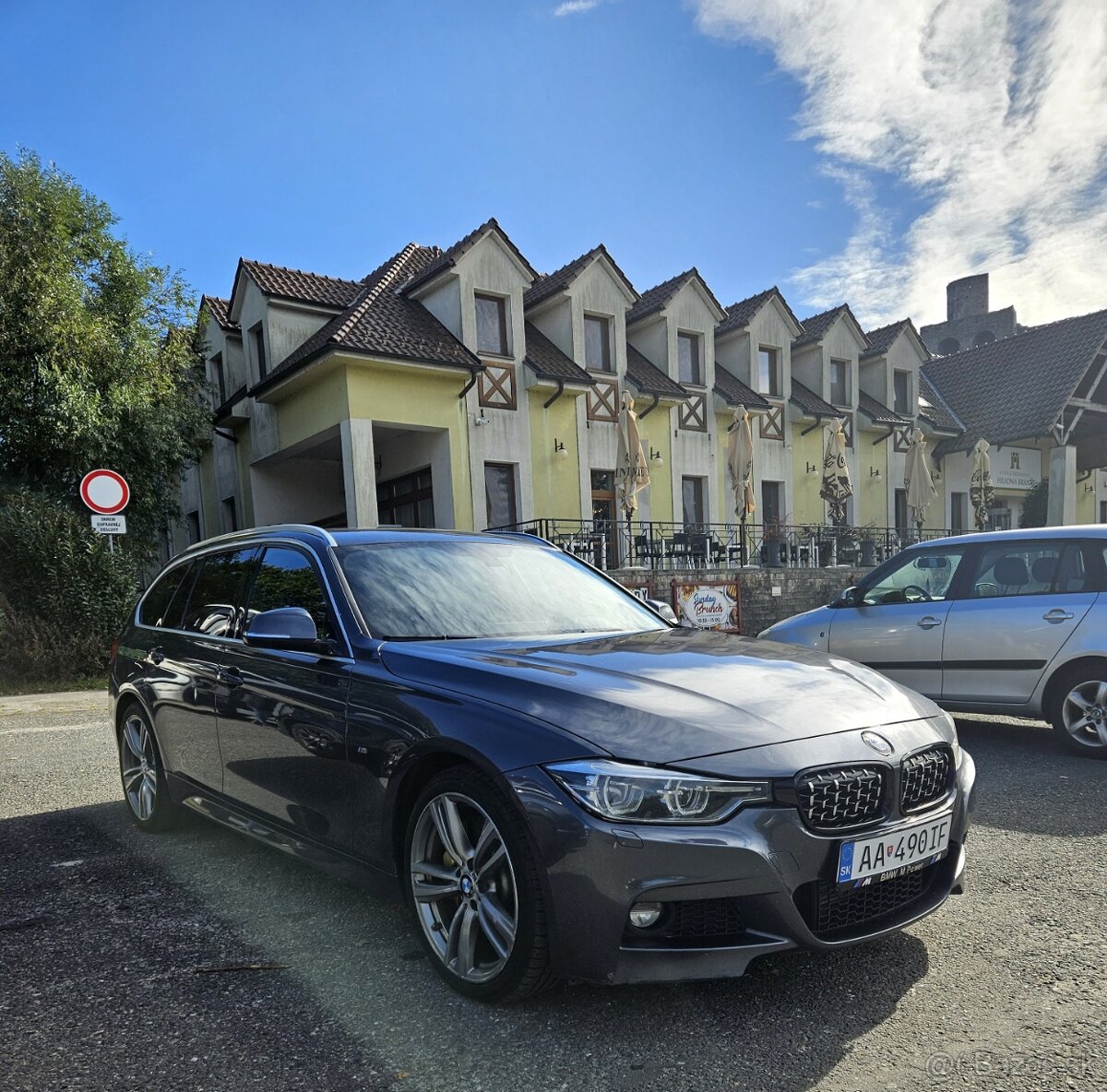 BMW Rad 3 Touring 320d xDrive M Sport A/T