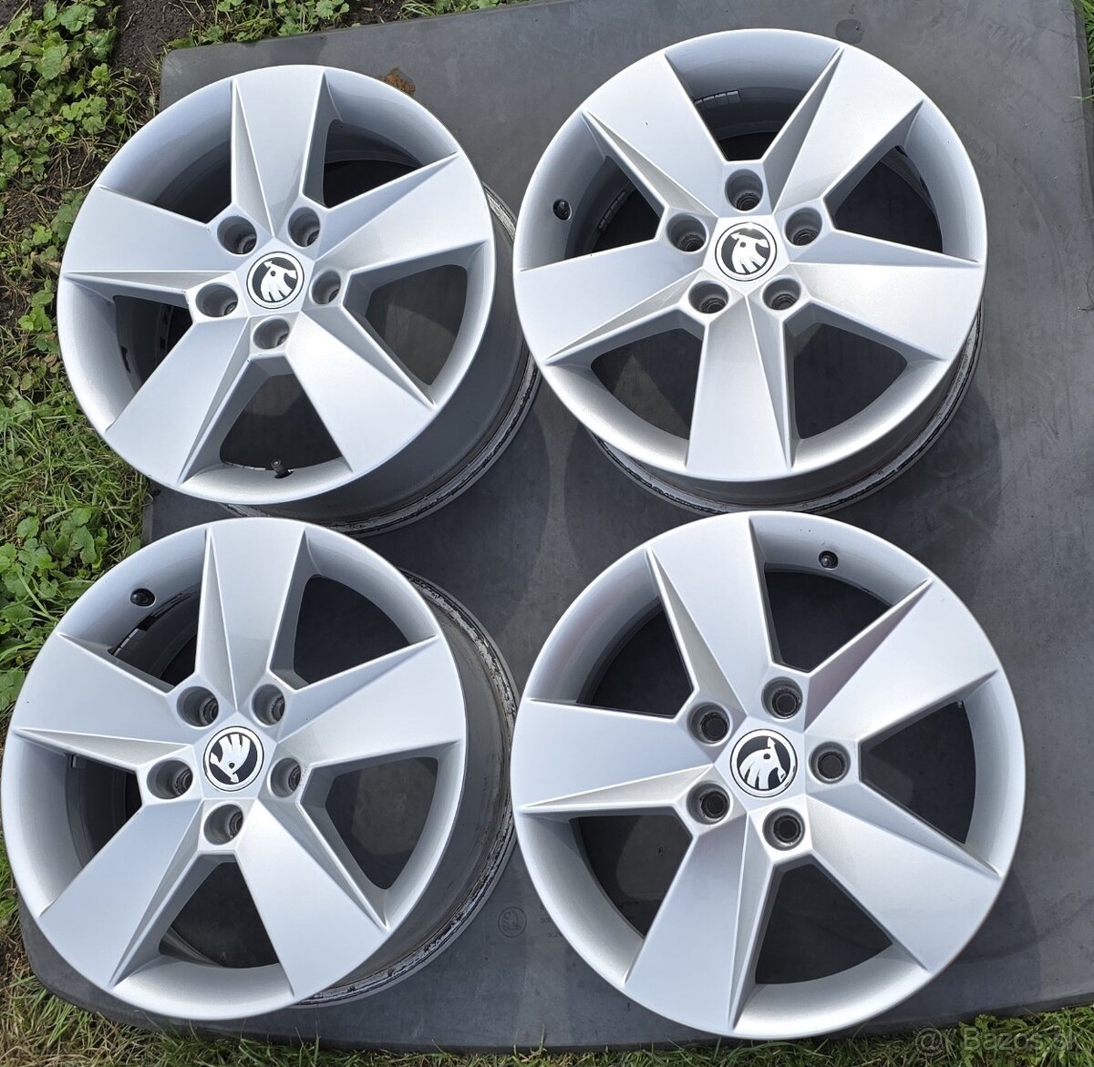 5x112,r16,originál ŠKODA,6,5Jx16,et46