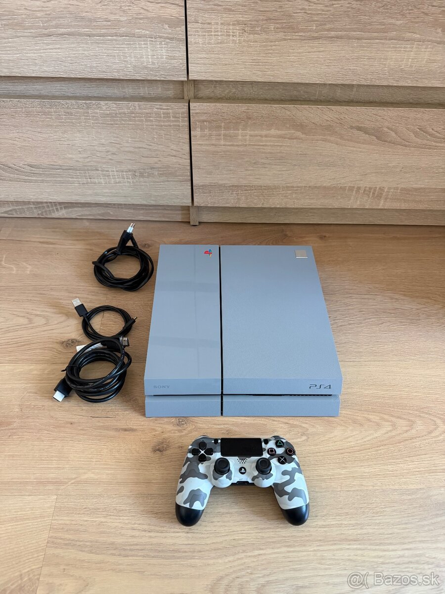 Sony PlayStation 4 Fat 20th Anniversary Limited Edition