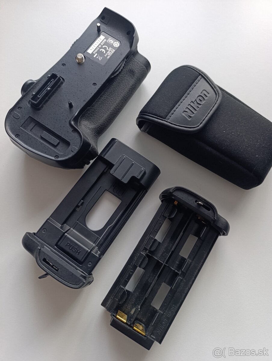 Predám Grip na Nikon D