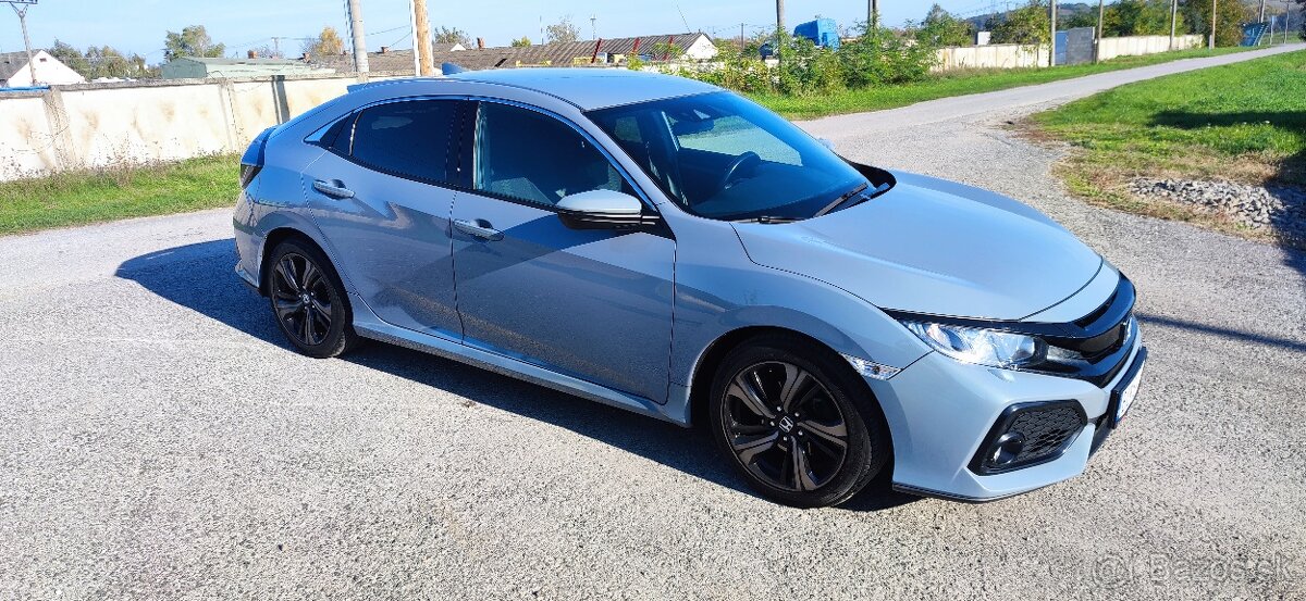 Honda Civic 10G automat 8/2019, 64000 km