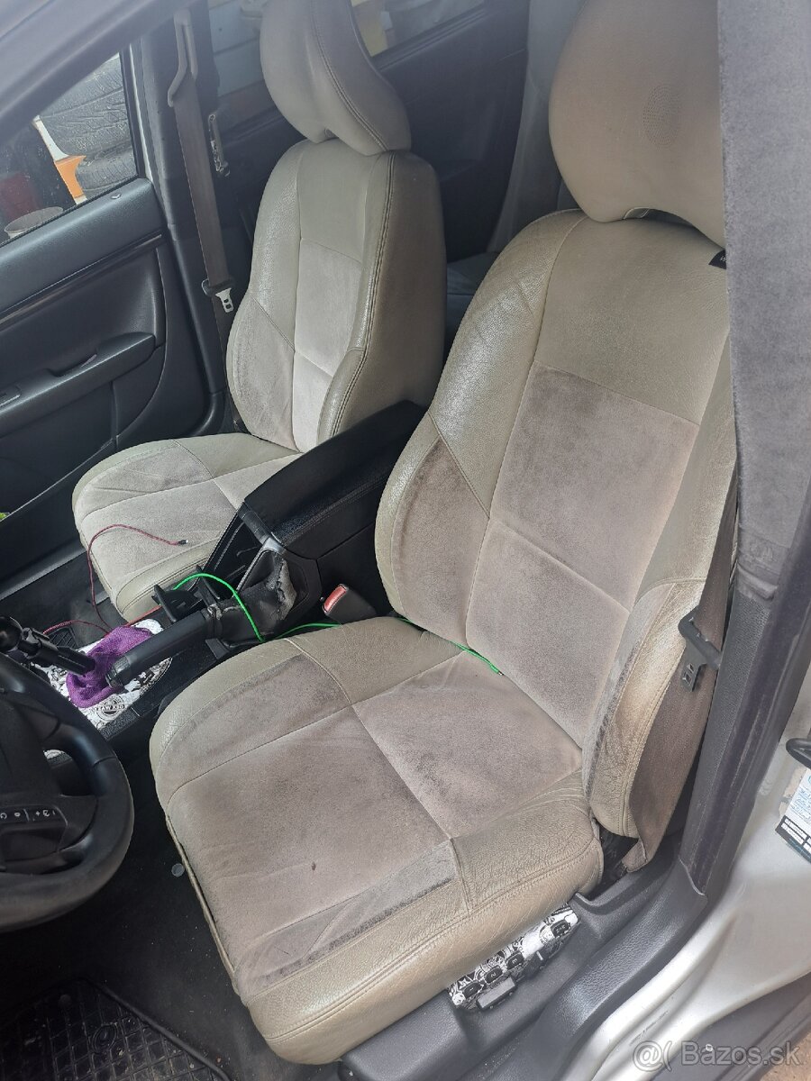 Predám/vymením sedačky volvo s80