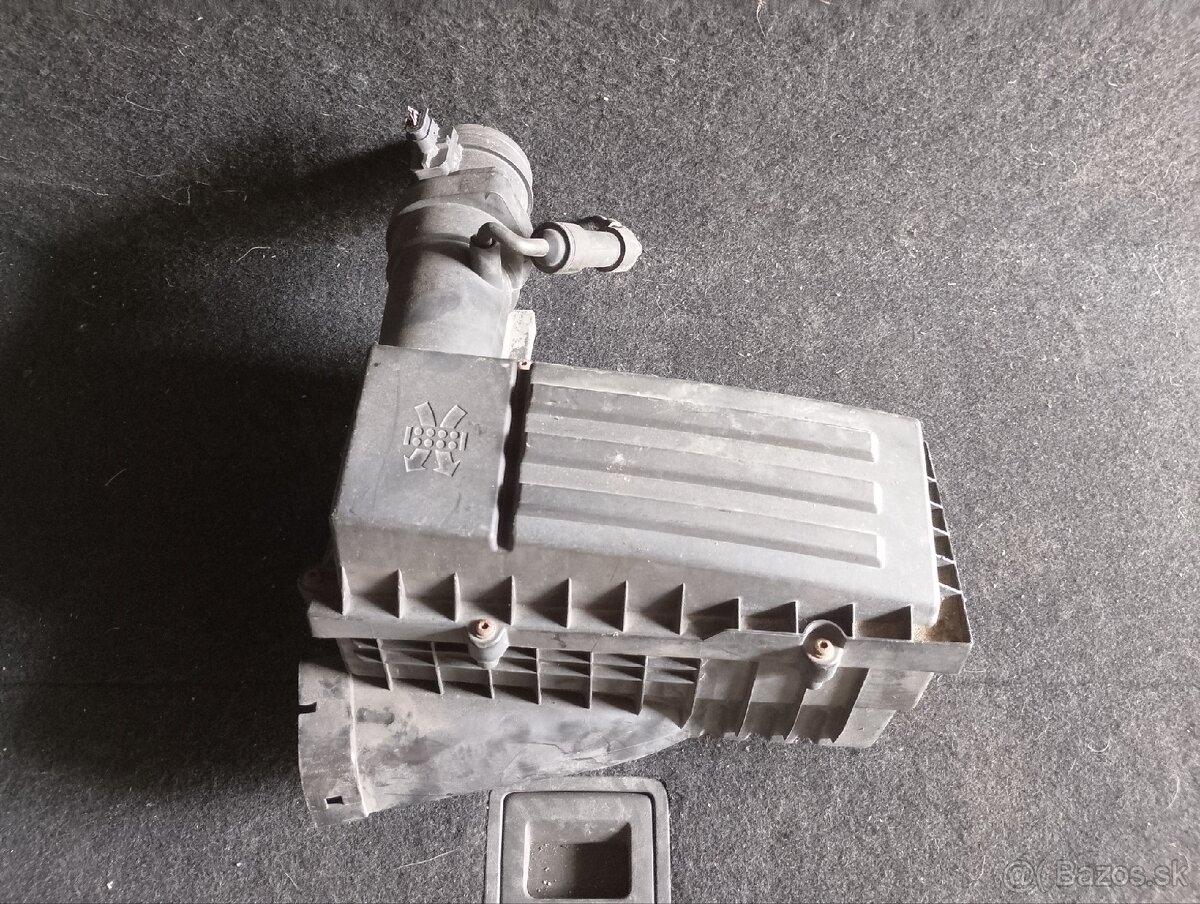 Filter box škoda yeti
