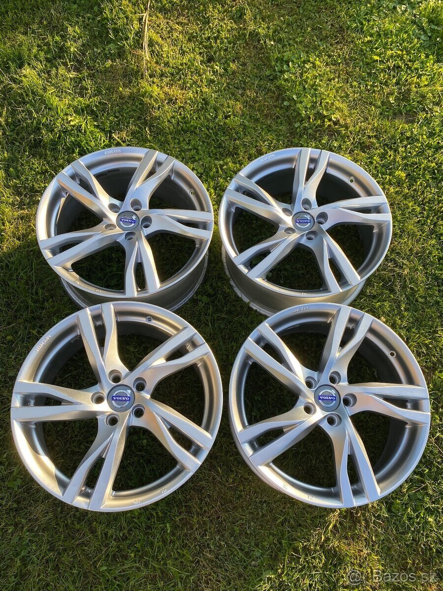 ALU KOLESÁ VOLVO 5X108 R18'