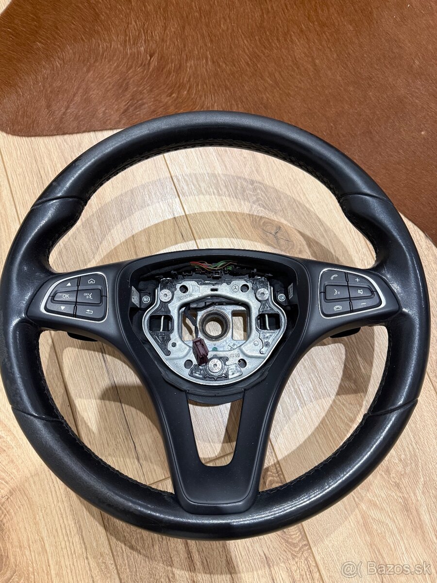 Volant na Mercedes C W205