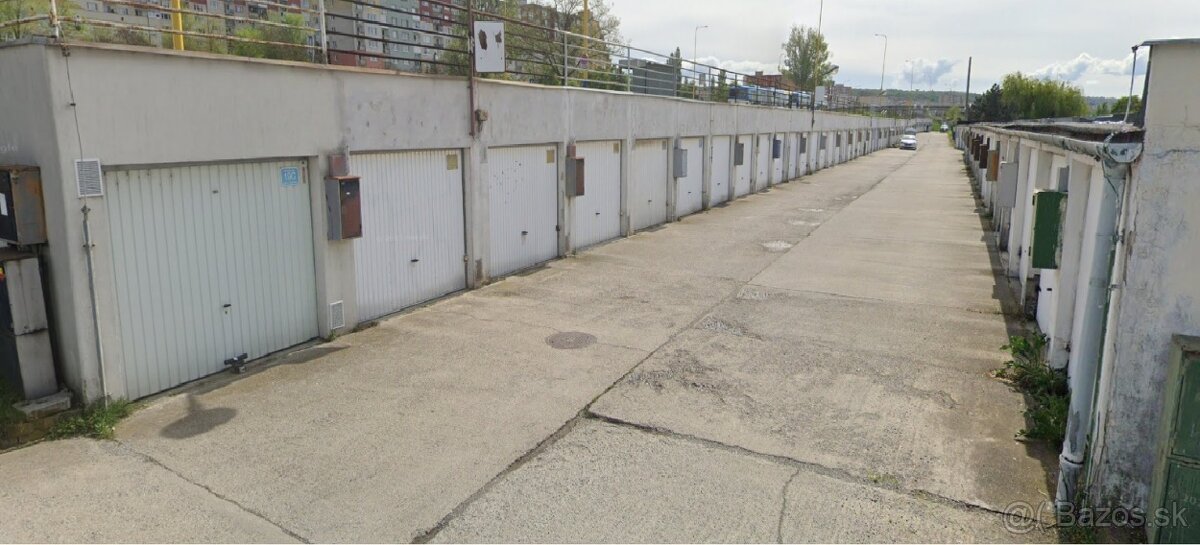 Mám záujem o garáž na Ťahanovciach - pod Americkou triedou