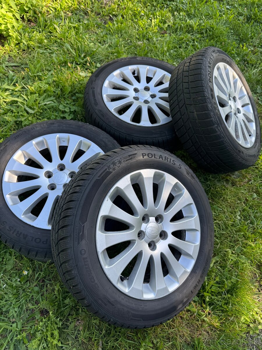 Kolesá Subaru R16 so zimnými pneu