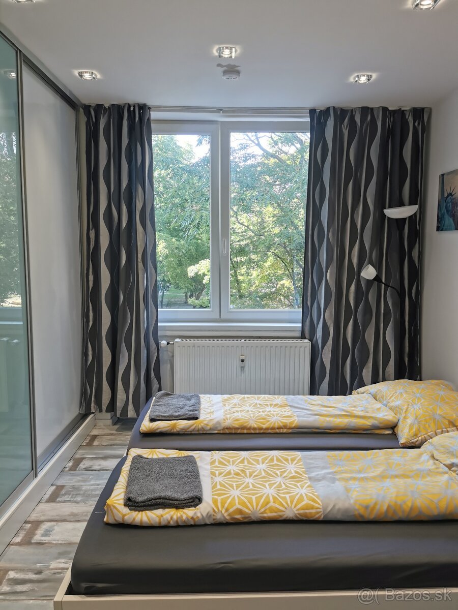 Krátkodobý prenájom garzónky Bratislava - Račianske mýto.