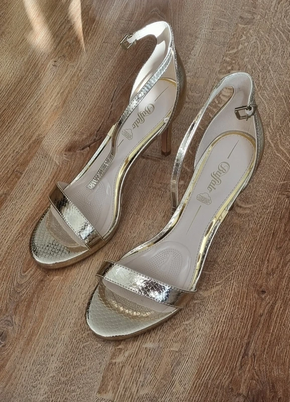 Zlaté sandále Buffalo 41