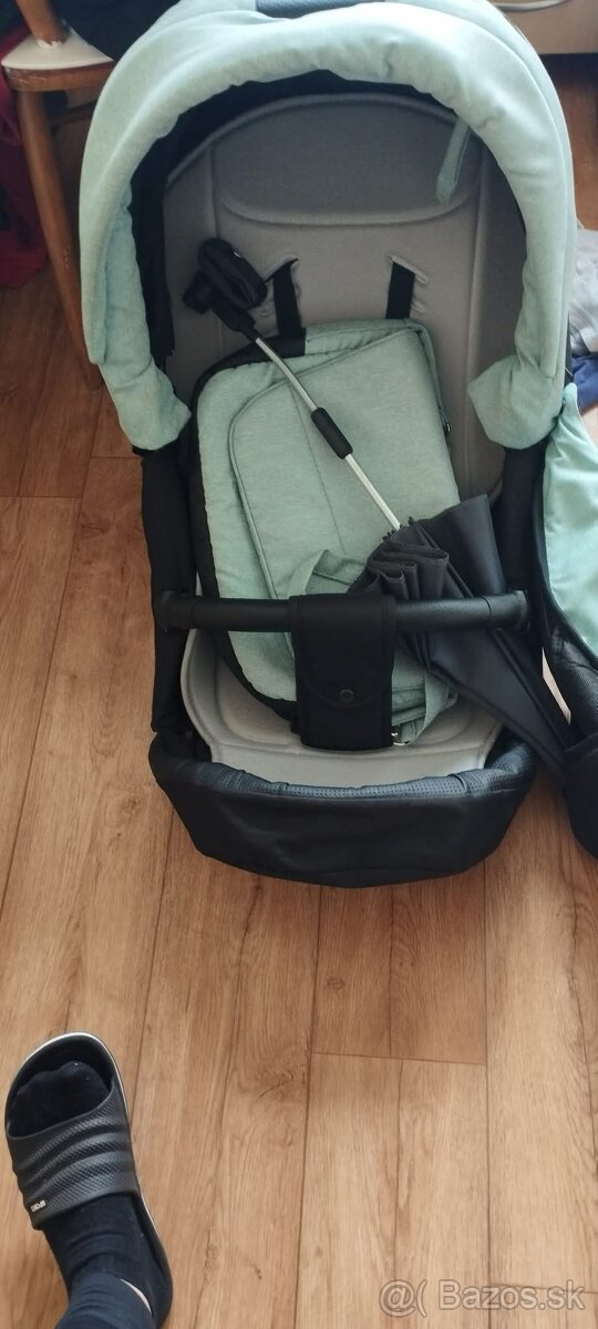 Detský kočík, auto sedačka,