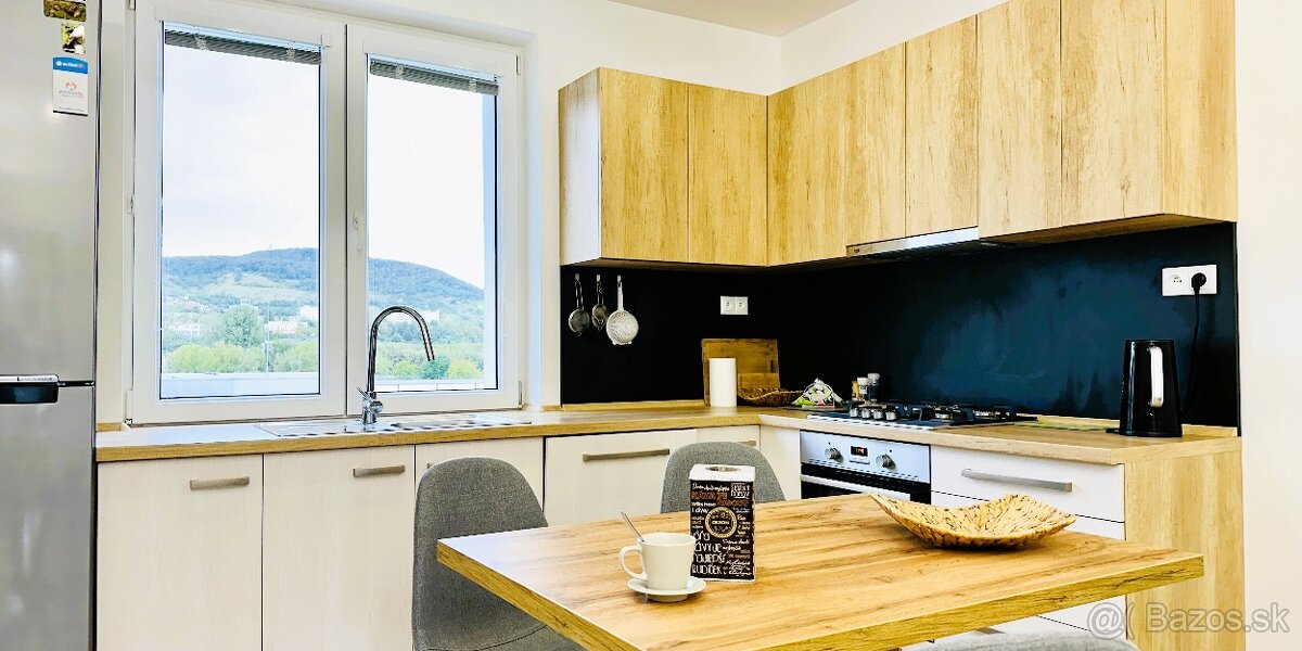 Predaj 2,5 i byt Národná trieda VIDEO