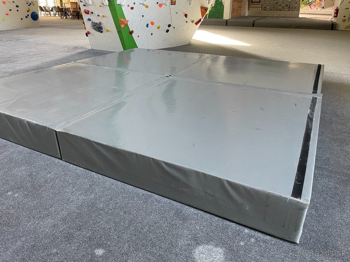 Predám molitanové dopadisko / matrace/ žinenky / bouldering