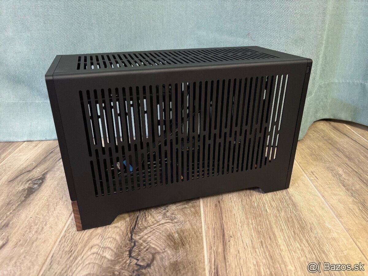 Fractal Design Terra