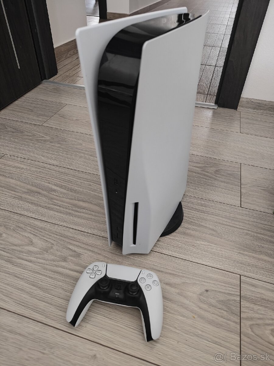 Playstation 5 s mechanikou