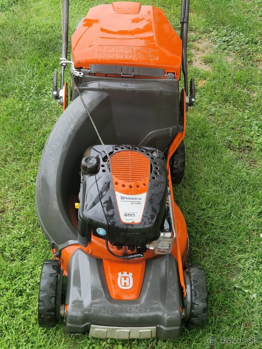 Predám kosačku Husqarna LC348V