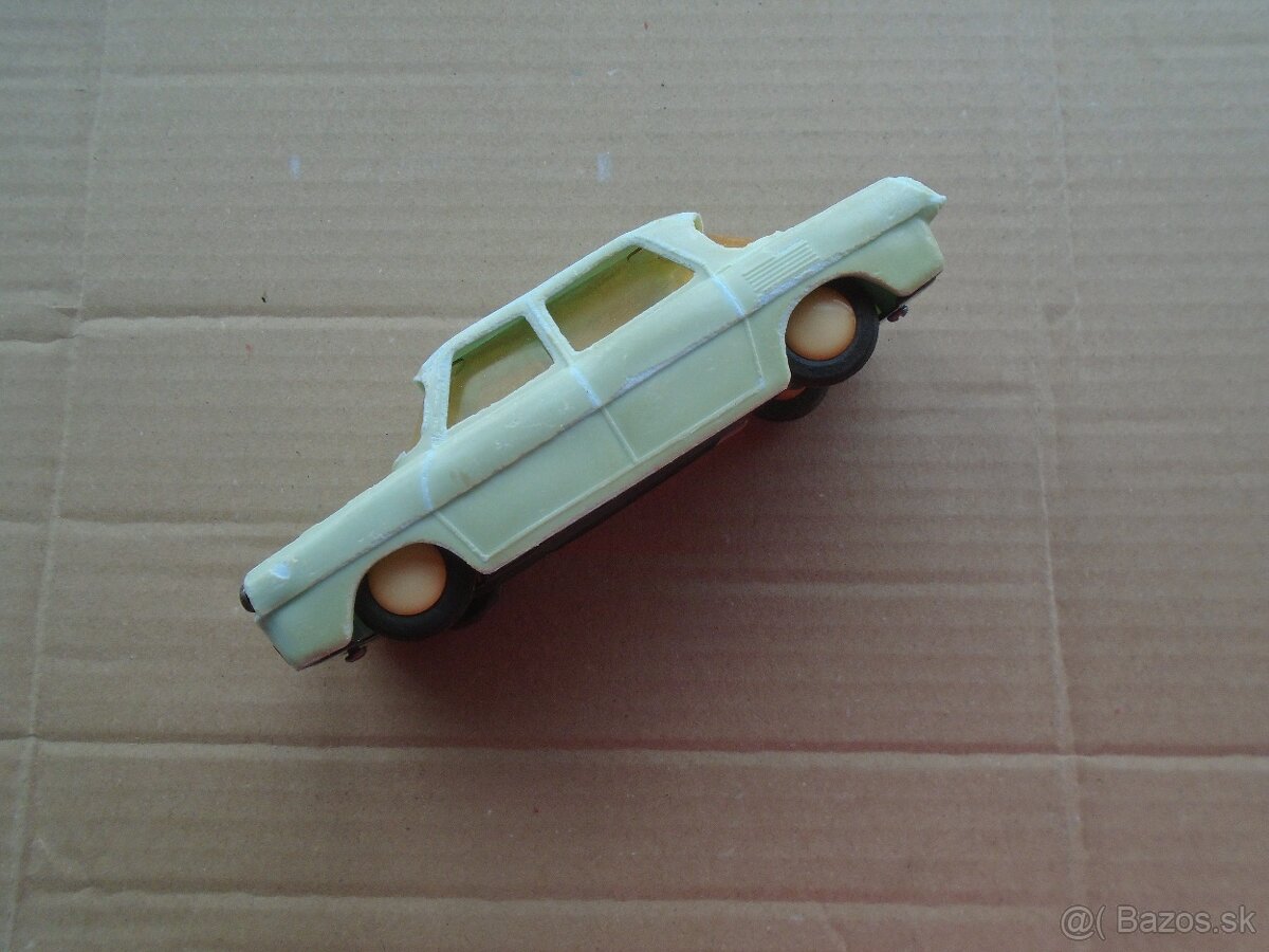 škoda 1000MB Omnia