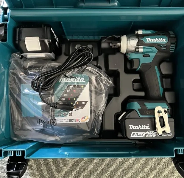 Nový rázový utahovák Makita DTW285 v sadě