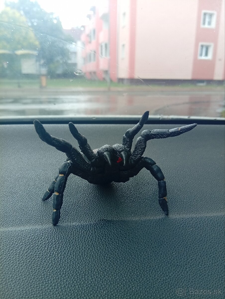 Hračka Pavúka